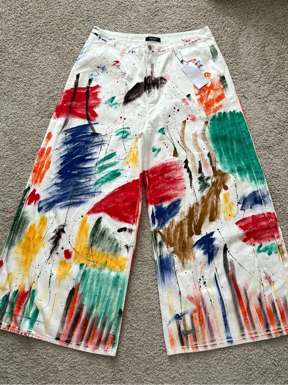 AKIRA White Wide-Leg Jeans with Multicolor Paint-Splash Print